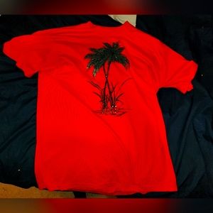 L Female red T-shirt with a sparkly Palm Tree